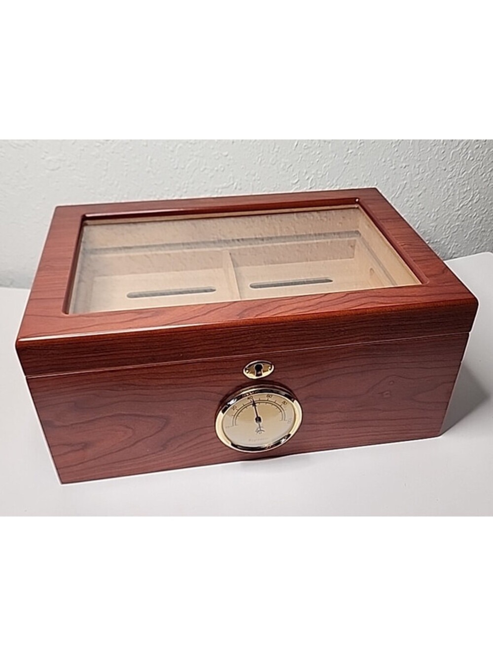 Berkeley Glass Top Cigar Humidor with Hygrometer Nice See!